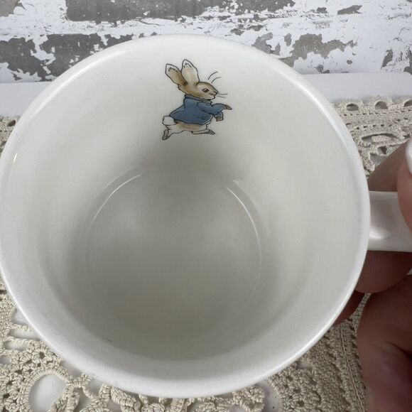 Wedgwood 1991 Peter Rabbit Child's Cup Mug Beatrix Potter‎ England - Picture 5 of 7